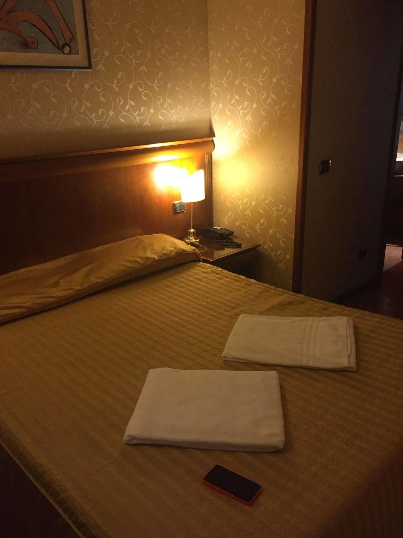 Hotel Divine Ρώμη Εξωτερικό φωτογραφία
