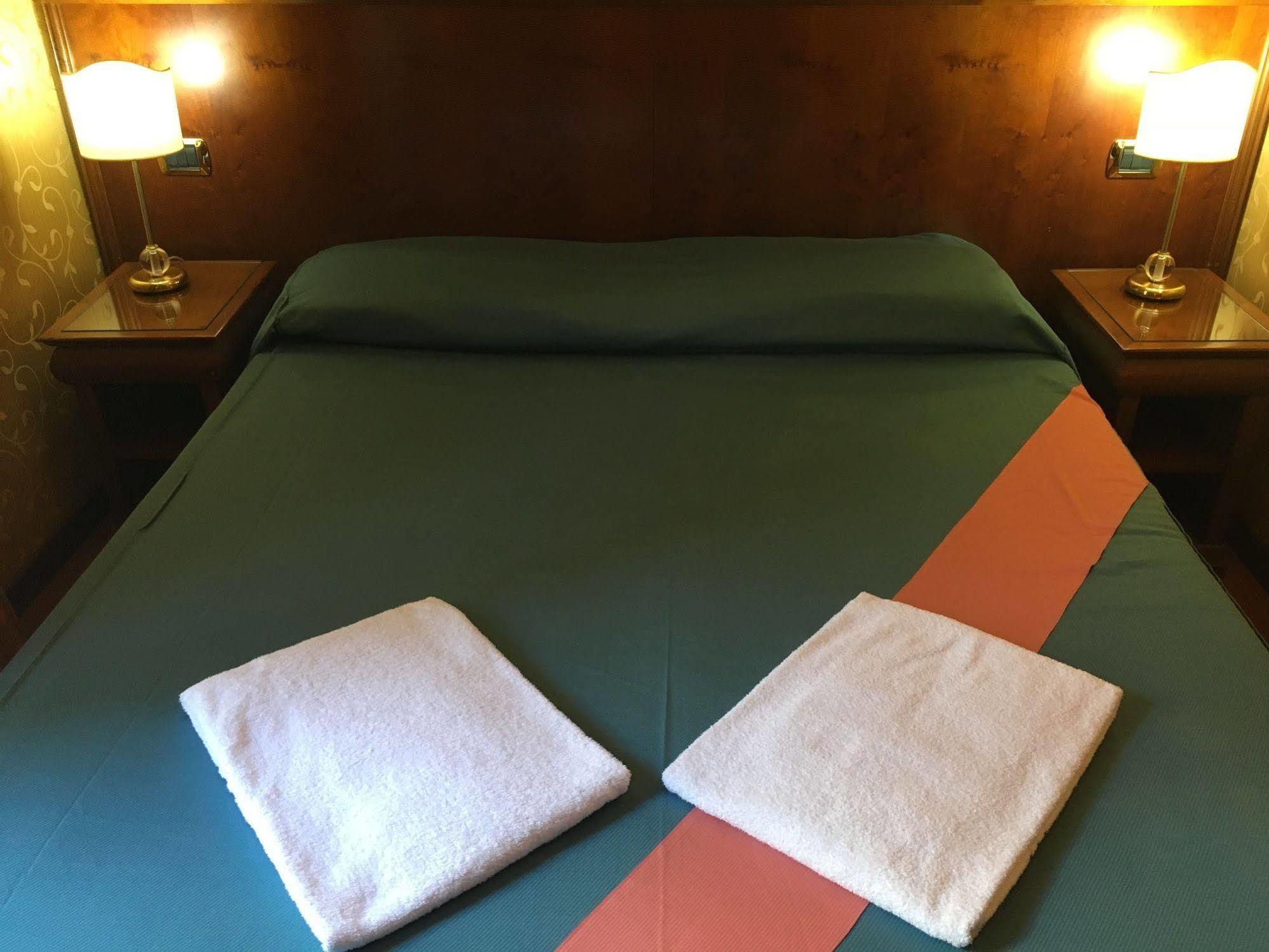 Hotel Divine Ρώμη Εξωτερικό φωτογραφία
