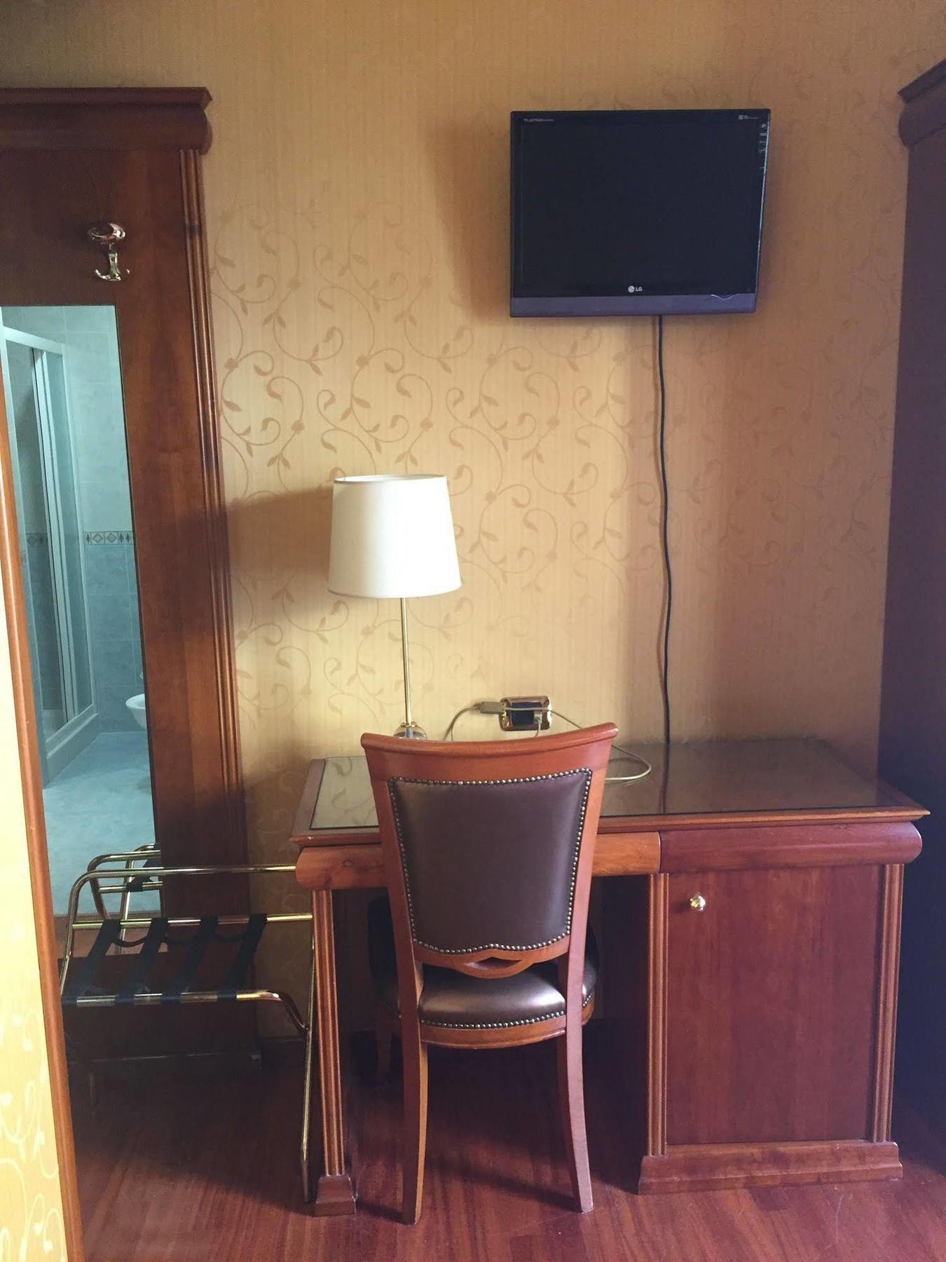 Hotel Divine Ρώμη Εξωτερικό φωτογραφία