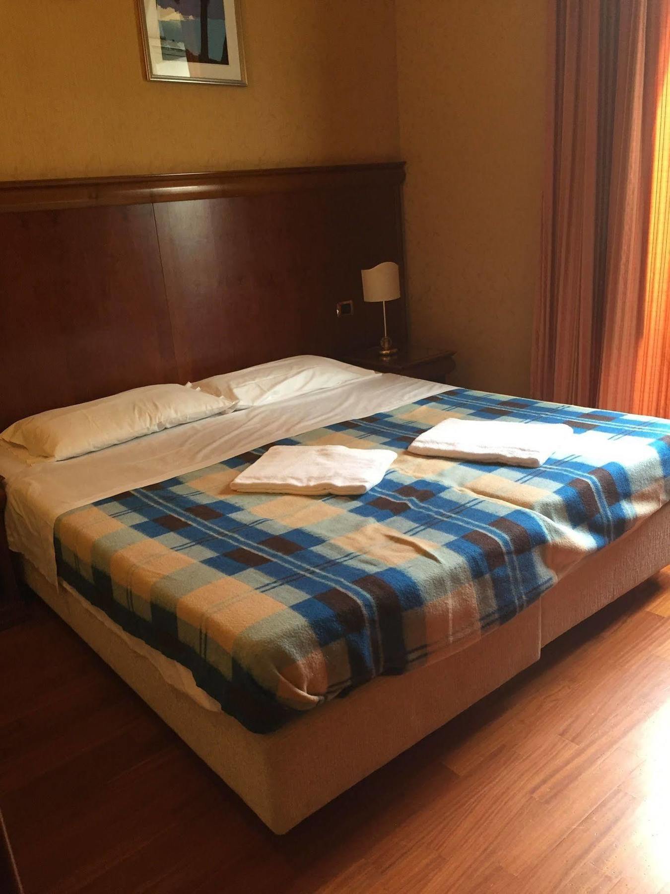 Hotel Divine Ρώμη Εξωτερικό φωτογραφία