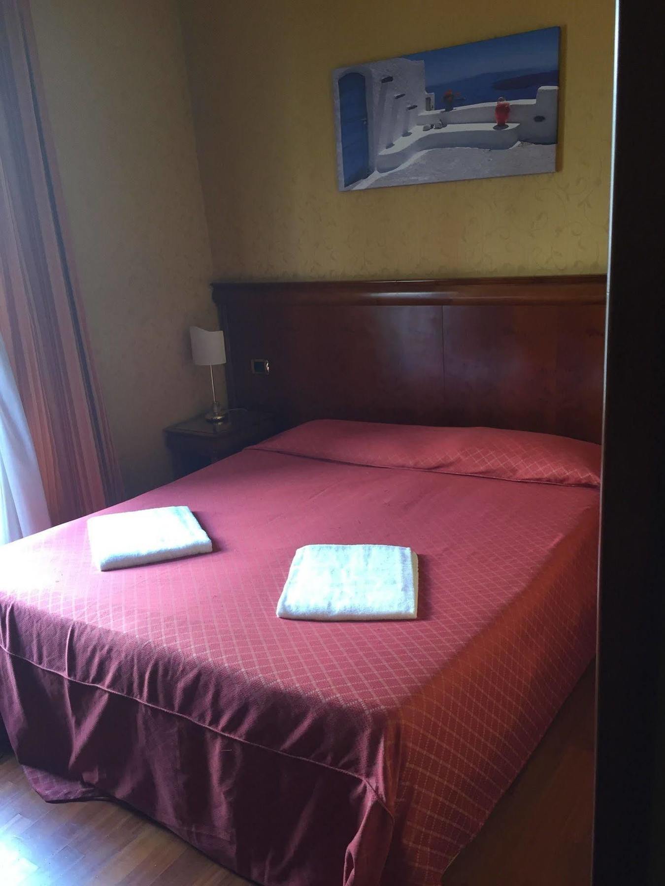 Hotel Divine Ρώμη Εξωτερικό φωτογραφία