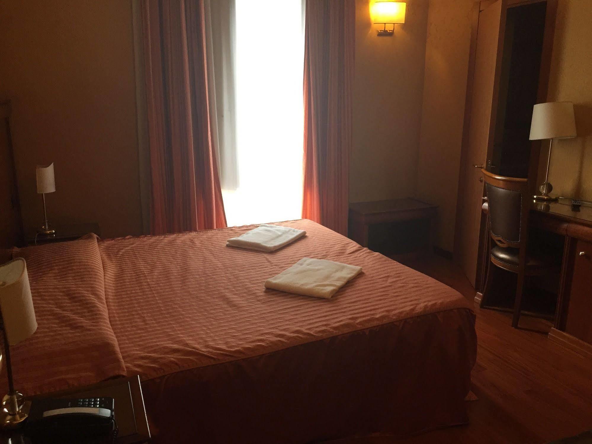 Hotel Divine Ρώμη Εξωτερικό φωτογραφία